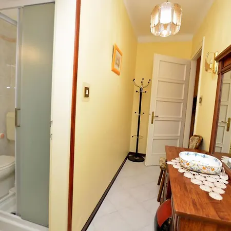 Nando Apartmán